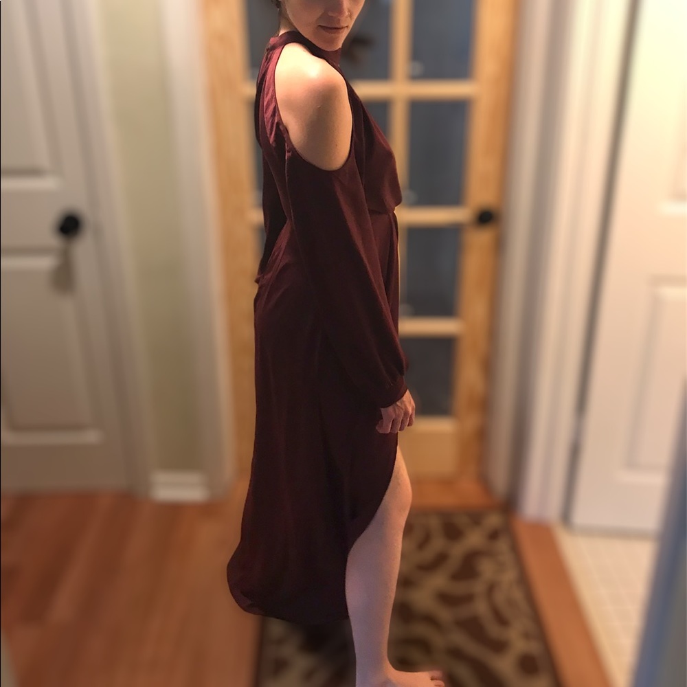 Lush maroon romper dress - Picture 4 of 7